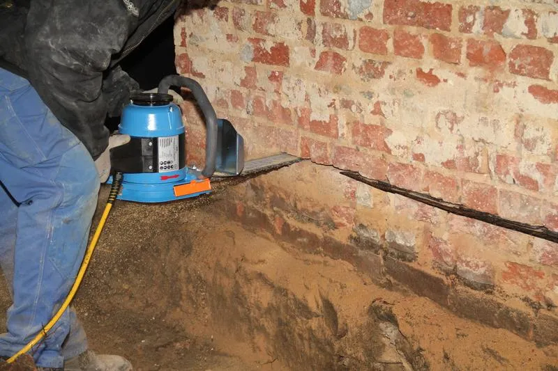 Jak skutecznie przeprowadzić podcinkę fundamentów – poradnik krok po kroku