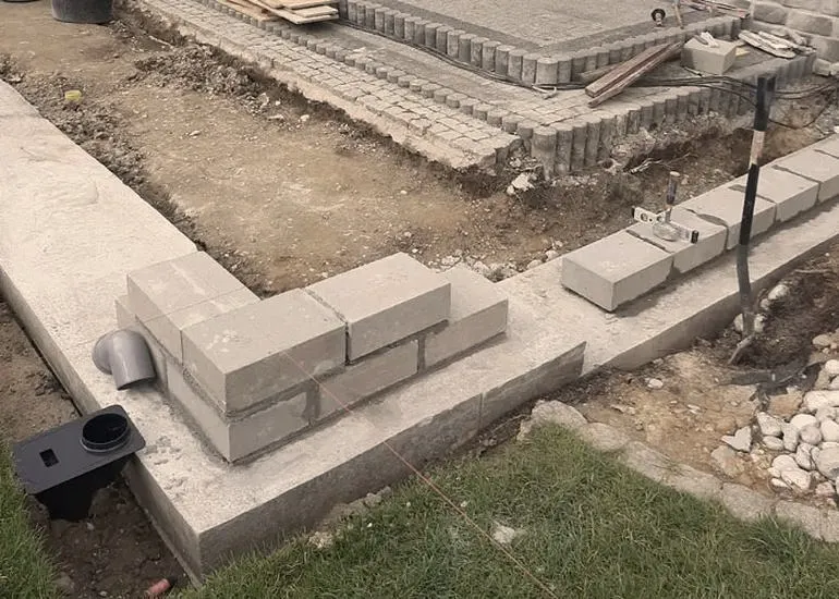 Jak solidnie przygotować fundamenty pod domek ogrodowy?