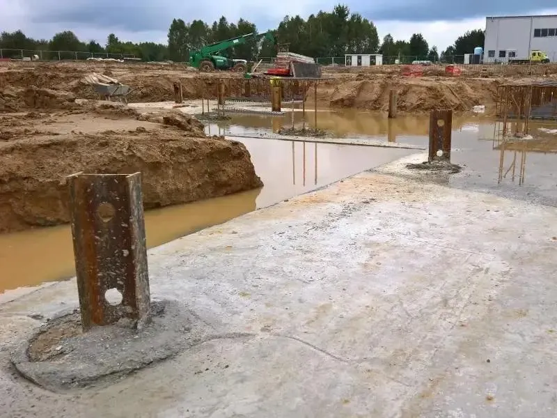 Jakie są czynniki wpływające na koszt palowania fundamentów?