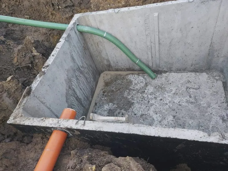 Przewodnik po kosztach budowy szamba betonowego