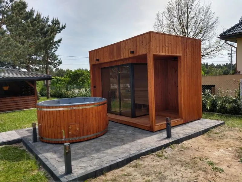 Budowa sauny w ogrodzie