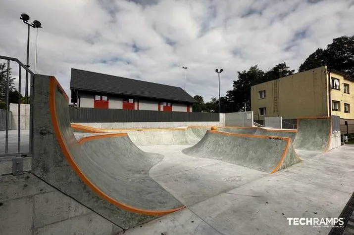 Etapy budowy skateparku