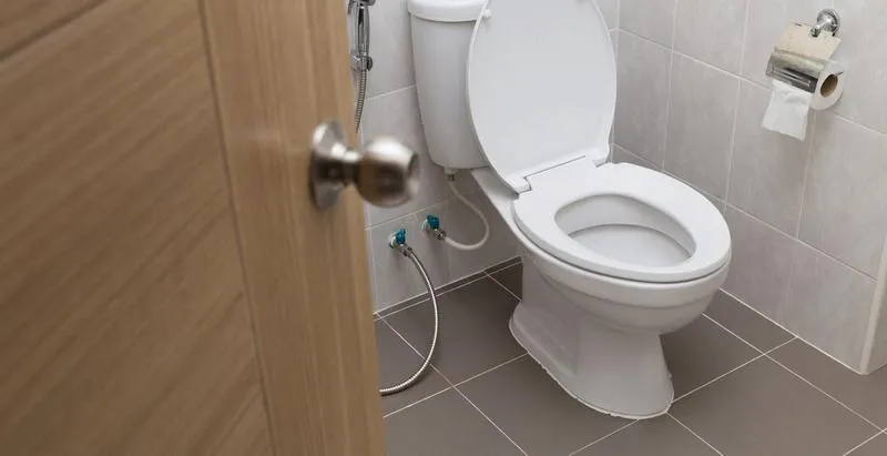 Najczęstsze błędy przy montażu sedesu wiszącego