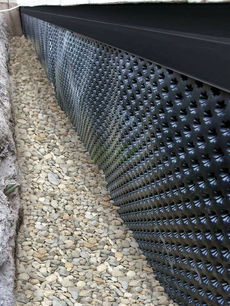 Narzędzia do mocowania folii kubełkowej